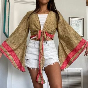 Parsley Wrap Top gold and coral